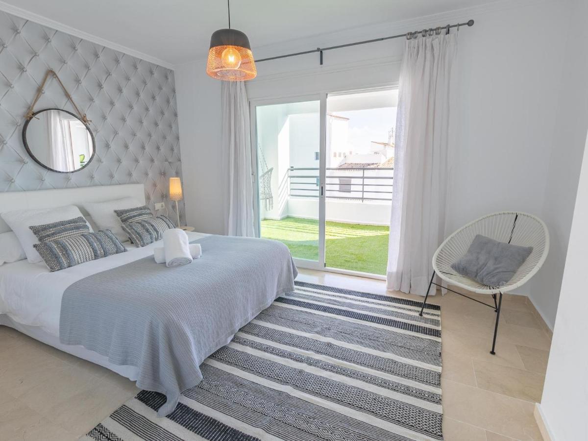 Apartamento Vacation Marbella I Terrazas De Banus, Romantic, Jacuzzi, Pet-Friendly, Cosy Duplex Penthouse, 2Min Walk To Marina Exterior foto